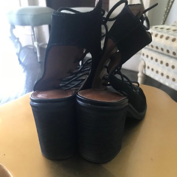 Jeffrey Campbell Free People - Picture 3 of 4